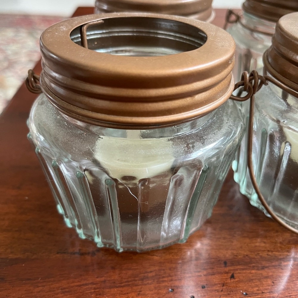 Candle holder